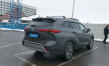 Toyota Highlander 2021 года за 25 000 000 тг. в Шымкент фото 3