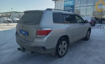 Toyota Highlander 2012 года за 10 000 000 тг. в Кокшетау