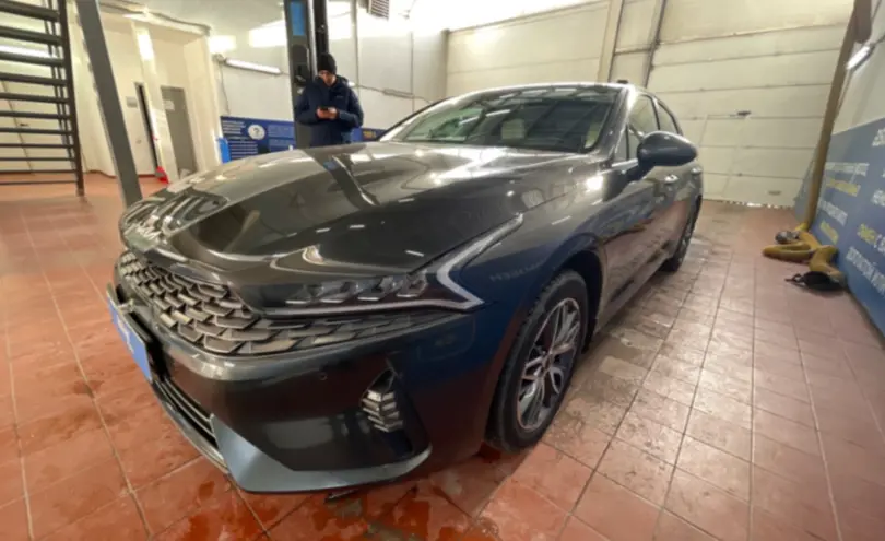Kia K5 2021 года за 11 500 000 тг. в Астана