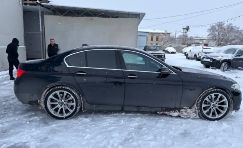 BMW 5 серии 2013 года за 13 500 000 тг. в Тараз фото 4