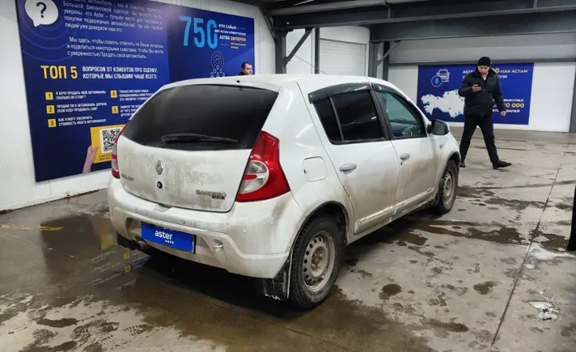 Renault Sandero 2012 года за 3 800 000 тг. в Астана фото 3