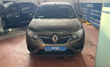Renault Logan 2018 года за 4 200 000 тг. в Астана фото 2