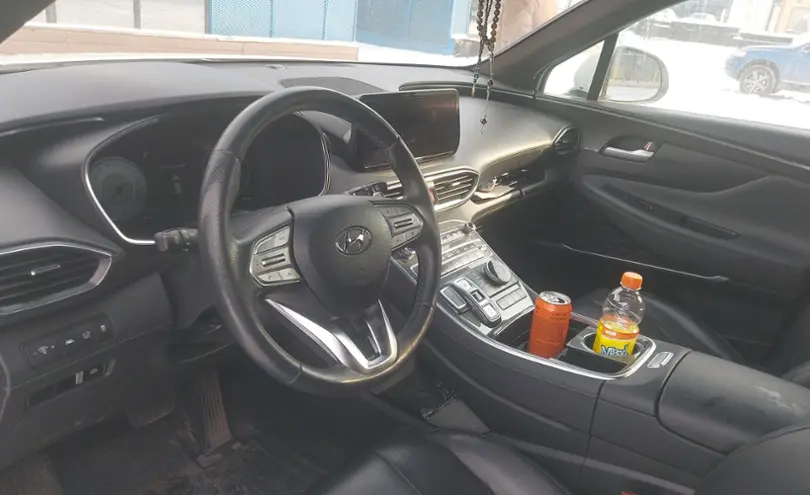 Hyundai Santa Fe 2022 года за 15 000 000 тг. в Алматы фото 5