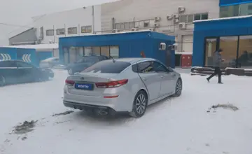 Kia K5 2018 года за 9 100 000 тг. в Алматы фото 3