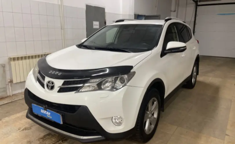 Toyota RAV4 2014 года за 9 500 000 тг. в Актобе