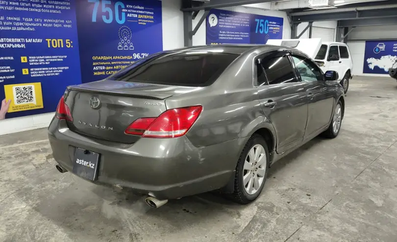 Toyota Avalon 2005 года за 6 000 000 тг. в Астана фото 3