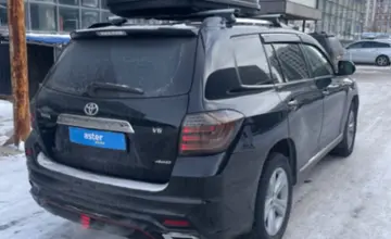 Toyota Highlander 2012 года за 13 500 000 тг. в Караганда
