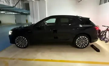 Audi e-tron 2021 года за 26 000 000 тг. в Алматы фото 4