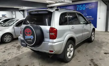 Toyota RAV4 2004 года за 6 000 000 тг. в Астана фото 3