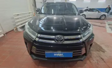 Toyota Highlander 2018 года за 19 000 000 тг. в Астана фото 2