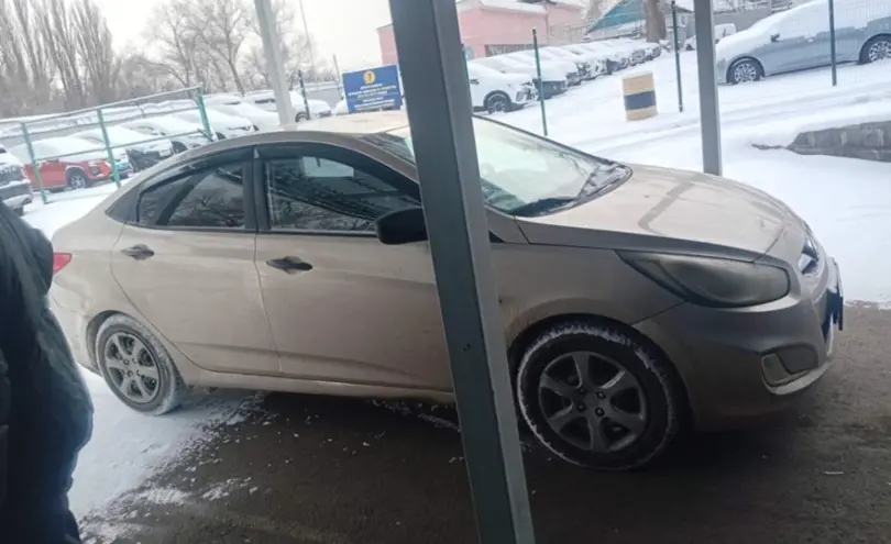 Hyundai Solaris 2012 года за 3 500 000 тг. в Алматы фото 4