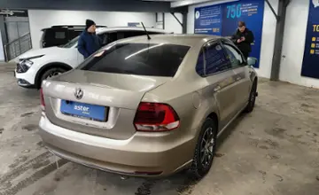 Volkswagen Polo 2015 года за 5 300 000 тг. в Астана фото 3