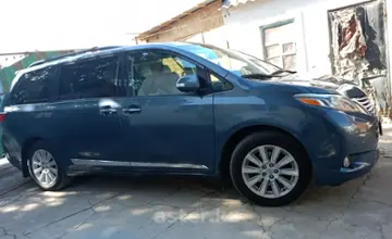 Toyota Sienna 2015 года за 14 000 000 тг. в Алматы фото 2