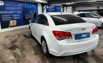 Chevrolet Cruze 2013 года за 4 500 000 тг. в Астана фото 4