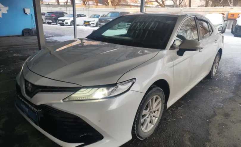 Toyota Camry 2019 года за 12 000 000 тг. в Алматы