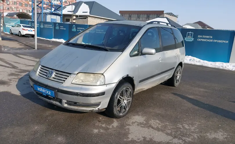 Volkswagen Sharan 2002 года за 1 000 000 тг. в Шымкент