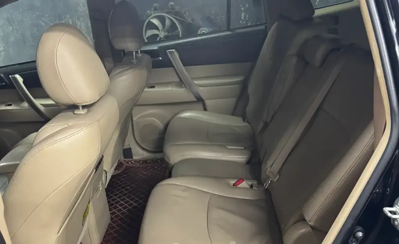 Toyota Highlander 2011 года за 10 900 000 тг. в Астана фото 5