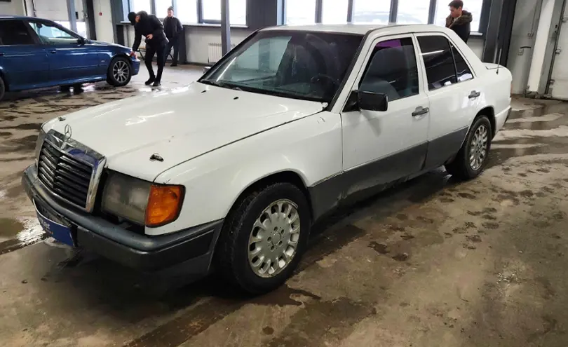 Mercedes-Benz W124 1987 года за 1 200 000 тг. в Астана