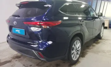Toyota Highlander 2023 года за 26 500 000 тг. в Павлодар