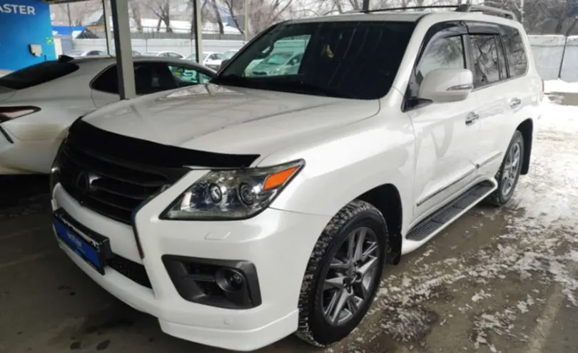 Lexus LX 2014 года за 27 500 000 тг. в Алматы