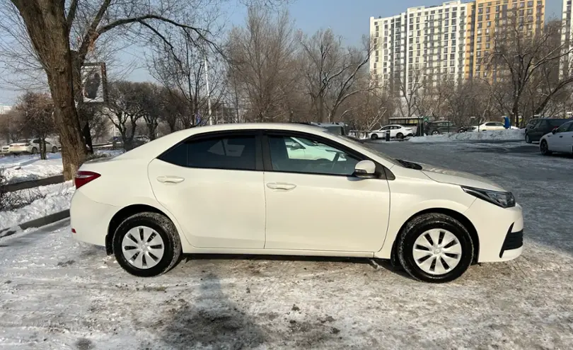 Toyota Corolla 2017 года за 7 000 000 тг. в Алматы фото 3