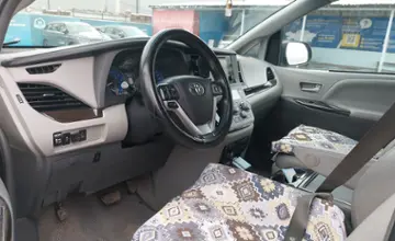 Toyota Sienna 2014 года за 14 000 000 тг. в Шымкент фото 5