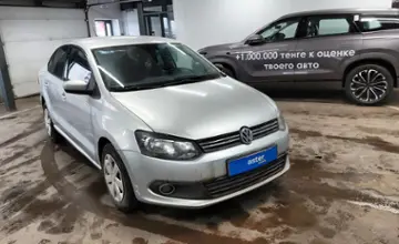 Volkswagen Polo 2014 года за 4 000 000 тг. в Астана фото 2