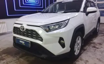 Toyota RAV4 2020 года за 14 500 000 тг. в Павлодар фото 1