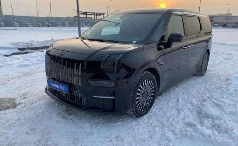 Zeekr 009 2024 года за 27 000 000 тг. в Алматы