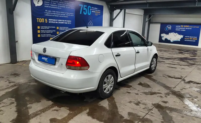 Volkswagen Polo 2015 года за 3 000 000 тг. в Астана фото 3