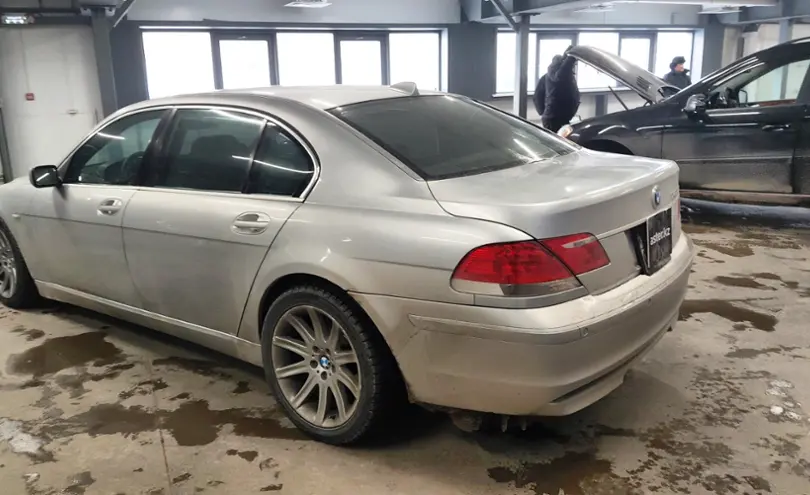 BMW 7 серии 2005 года за 7 500 000 тг. в Астана фото 4