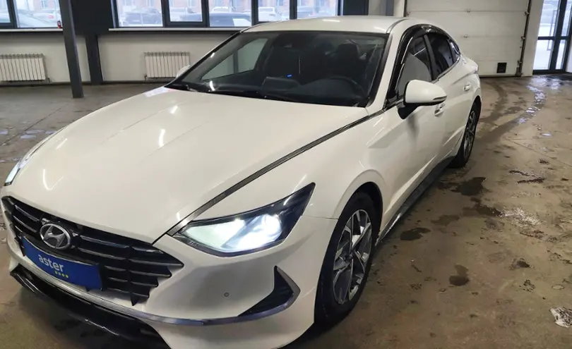 Hyundai Sonata 2021 года за 10 000 000 тг. в Астана