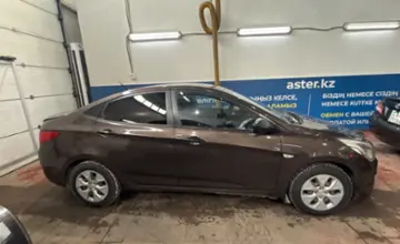 Hyundai Solaris 2014 года за 4 000 000 тг. в Астана фото 4