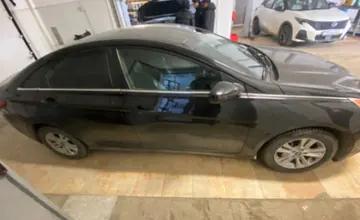 Hyundai Sonata 2010 года за 4 000 000 тг. в Актобе фото 4