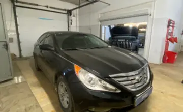 Hyundai Sonata 2010 года за 4 000 000 тг. в Актобе фото 3