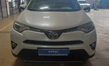 Toyota RAV4 2018 года за 12 500 000 тг. в Караганда фото 2