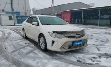 Toyota Camry 2015 года за 11 500 000 тг. в Шымкент фото 2