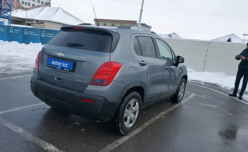 Chevrolet Tracker 2014 года за 4 600 000 тг. в Шымкент фото 3