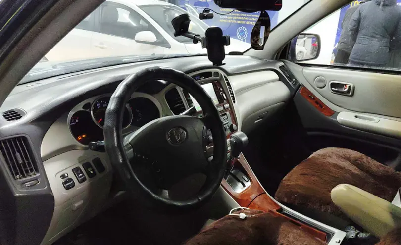 Toyota Highlander 2005 года за 6 800 000 тг. в Астана фото 5