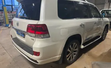 Toyota Land Cruiser 2016 года за 30 000 000 тг. в Караганда