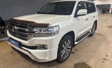 Toyota Land Cruiser 2016 года за 30 000 000 тг. в Караганда фото 1