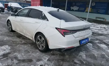 Hyundai Avante 2021 года за 10 000 000 тг. в Шымкент фото 4