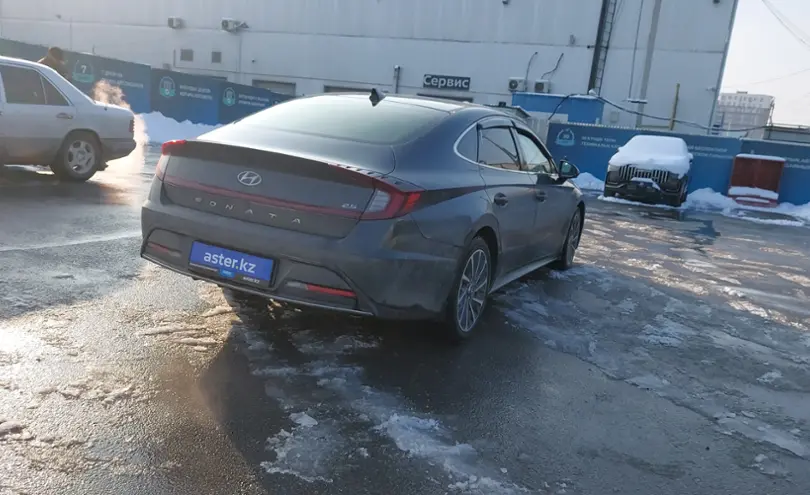 Hyundai Sonata 2020 года за 13 000 000 тг. в Шымкент фото 3
