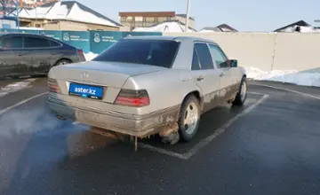 Mercedes-Benz E-Класс 1994 года за 1 800 000 тг. в Шымкент фото 3