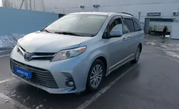 Toyota Sienna 2019 года за 19 000 000 тг. в Шымкент фото 1