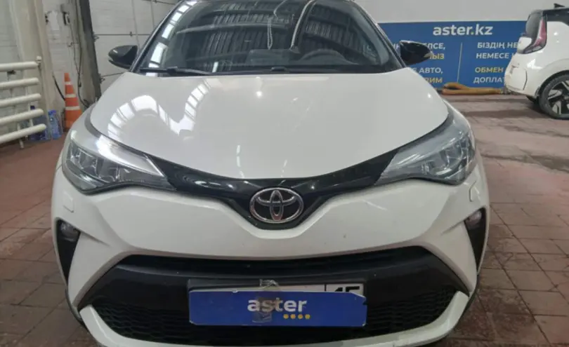 Toyota C-HR 2020 года за 11 000 000 тг. в Астана фото 2