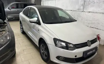 Volkswagen Polo 2013 года за 3 500 000 тг. в Уральск фото 3