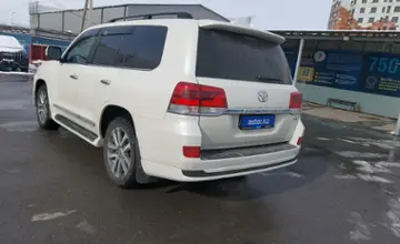 Toyota Land Cruiser 2018 года за 38 000 000 тг. в Шымкент фото 4