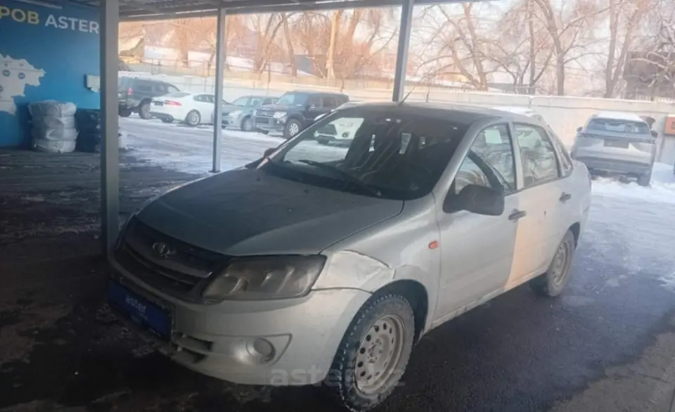 LADA (ВАЗ) Granta 2013 года за 1 000 000 тг. в Алматы