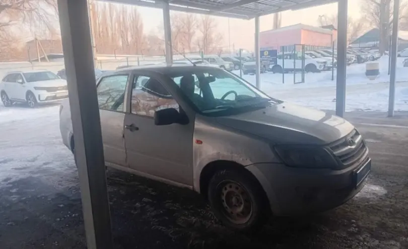 LADA (ВАЗ) Granta 2013 года за 1 000 000 тг. в Алматы фото 3